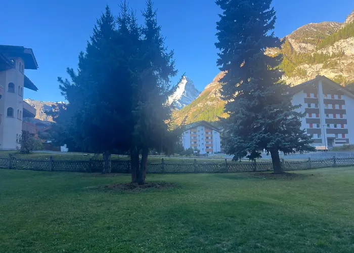 Апартаменти Cosy Modern Alpine *